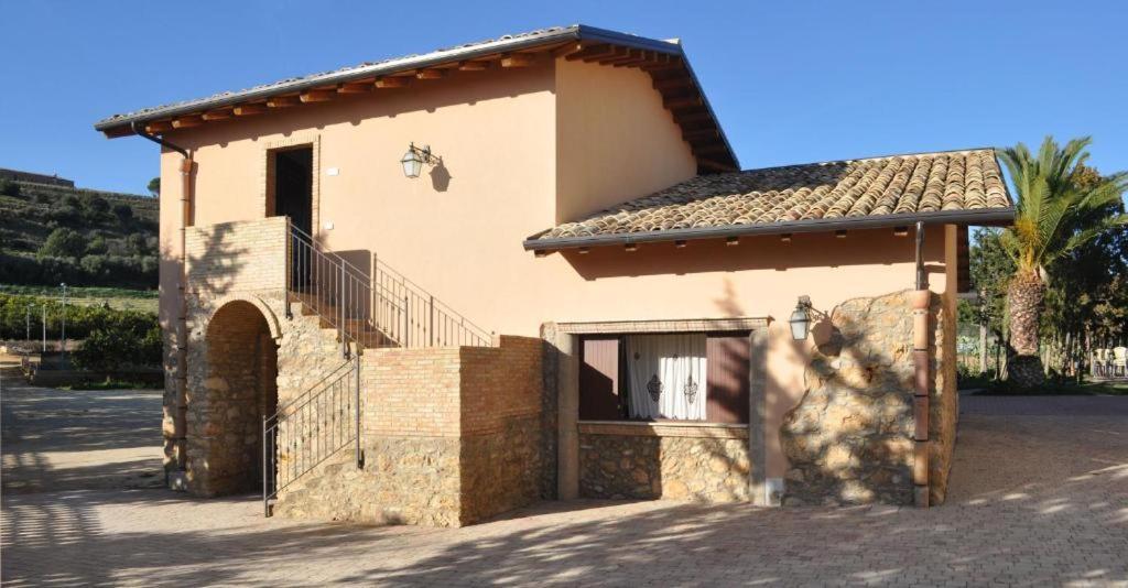 Tenuta Bellaprima Caltagirone Niscemi エクステリア 写真